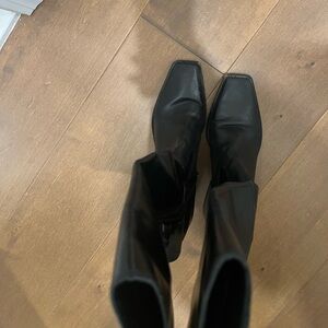 TALL BLACK Vince Camuto boots